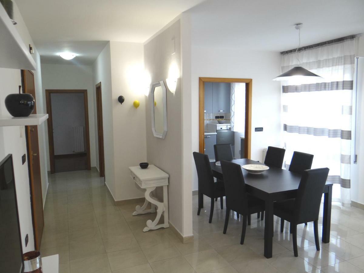 Grande Appartamento Al Mare Martinsicuro Exterior photo