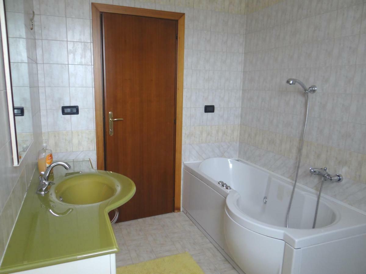 Grande Appartamento Al Mare Martinsicuro Exterior photo