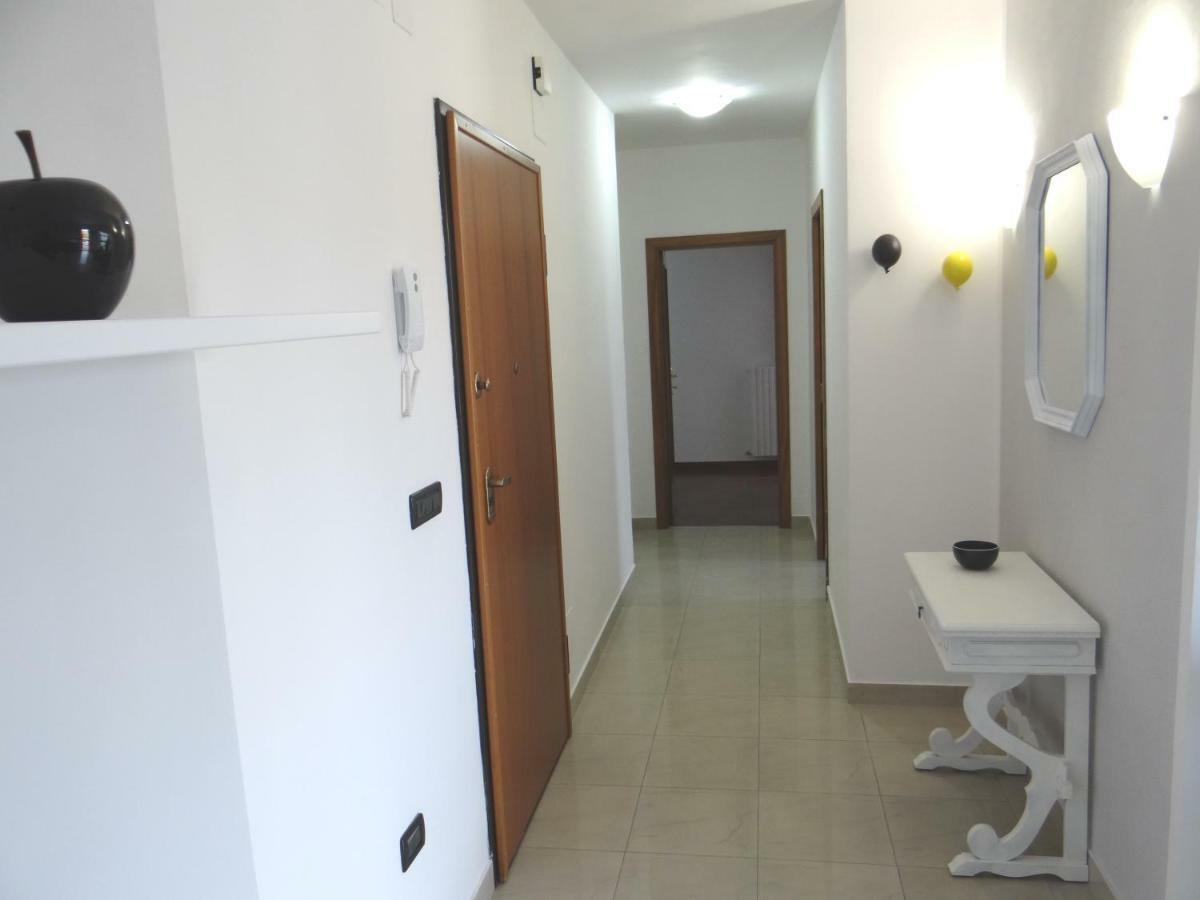 Grande Appartamento Al Mare Martinsicuro Exterior photo